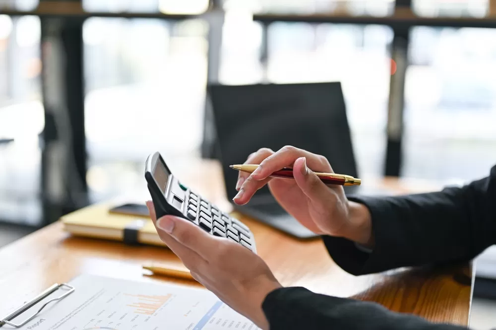 Strategic Debt Navigation & Reduction for Peace of Mind